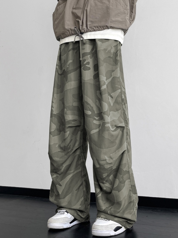Men's Camo Shirred Bound Feet Parachute Wide Leg Pants-3