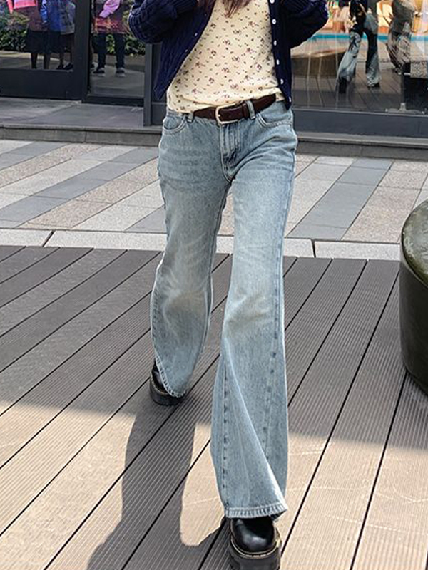 Light Washed High Rise Flare Jeans-2