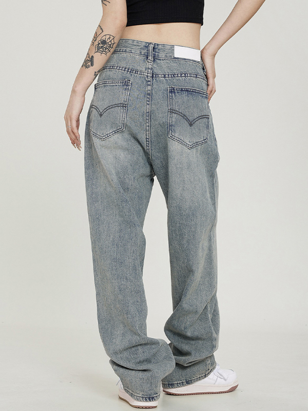 Vintage Light Wash Boyfriend Jeans-4