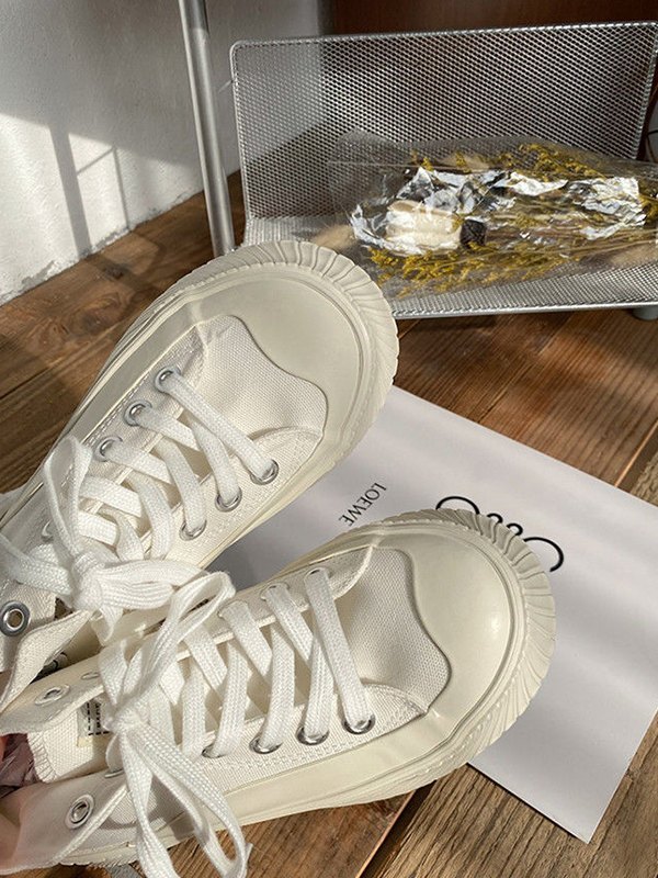 Contrast Sole High Top Sneaker-2