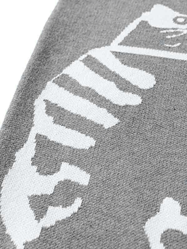 Men's Cartoon Print V Neck Sweater-3
